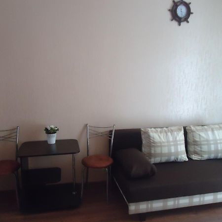 Bunin-Apart Apartment โอเดสซา ภายนอก รูปภาพ